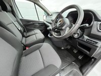 USED 2024 74 RENAULT TRAFIC 2.0 dCi Blue LL30 Advance Panel Van 5dr Diesel Manual L2 H1 Euro 6 (s/s) (130 ps) 