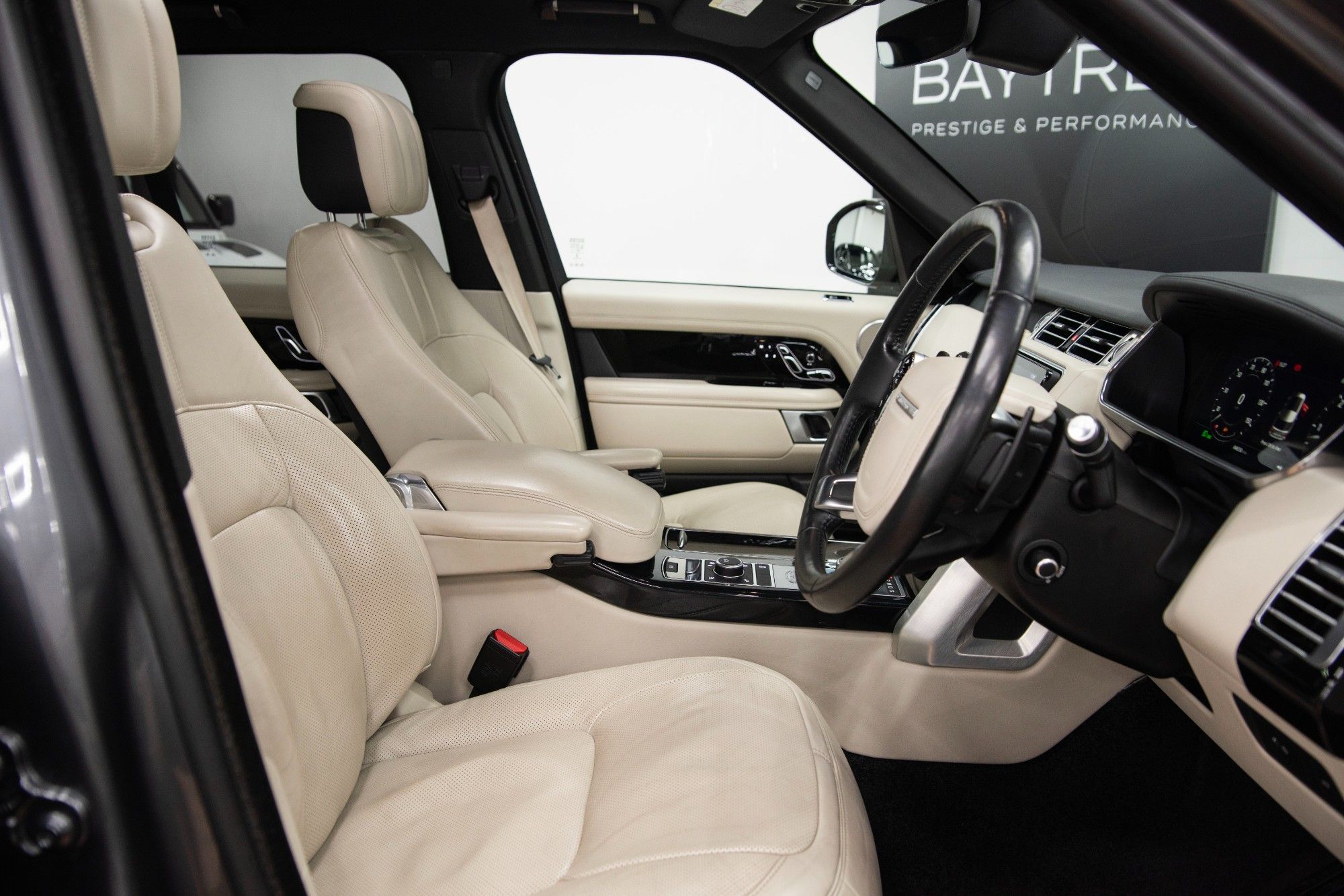 USED 2019 LAND ROVER RANGE ROVER 3.0 SD V6 Vogue  
