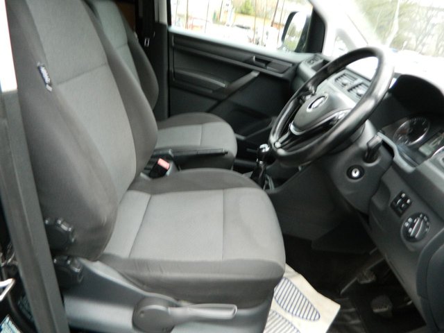 2017 Volkswagen Caddy 2L Black Edition 5dr - Photo 12