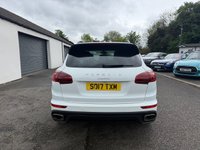 USED 2017 17 PORSCHE CAYENNE 3.0 TD V6 SUV 5dr Diesel TiptronicS 4WD Euro 6 (s/s) (262 ps) PCM*MEMORY SEATS*POWER TAILGATE