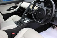 USED 2018 68 JAGUAR E-PACE 2.0 D180 R-Dynamic SE SUV 5dr Diesel Auto AWD Euro 6 (s/s) (180 ps) - EURO 6 - ULEZ, SAT NAV, HTD/LEATHER, REVERSING CAMERA, PARK ASSIST, LEDS, 19" ALLOYS, E/TAILGATE, APPLE/ANDROID CARPLAY, BLUETOOTH, DAB & MERIDIAN S/S