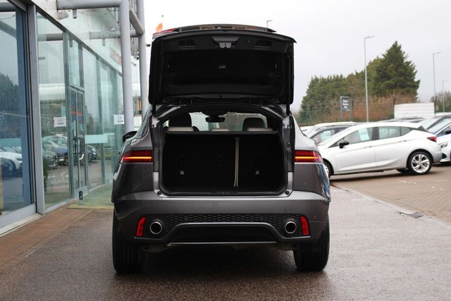 2018 JAGUAR E-PACE 2.0 D180 R-Dynamic SE SUV 5dr Diesel Auto AWD Euro 6 (s/s) (180 ps) - Photo 7