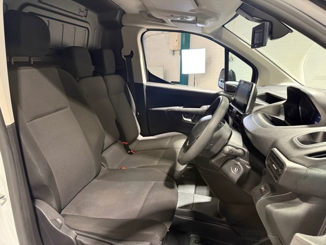 2022 PEUGEOT PARTNER - Photo 7