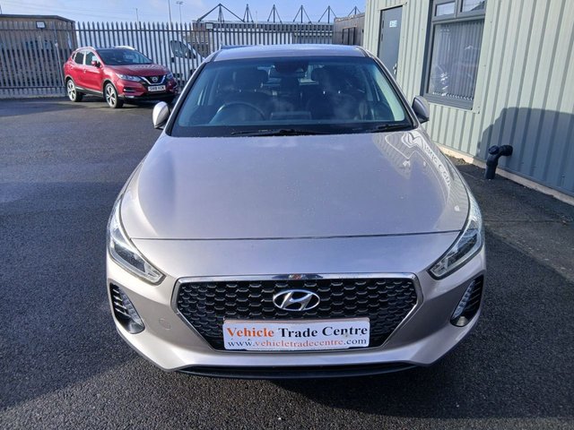 2017 HYUNDAI I30 - Photo 2