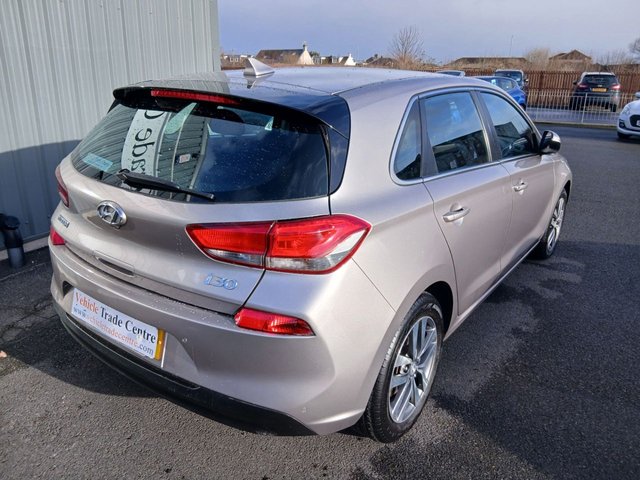 2017 HYUNDAI I30 - Photo 10