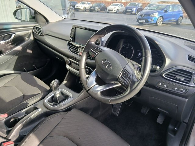 2017 HYUNDAI I30 - Photo 11