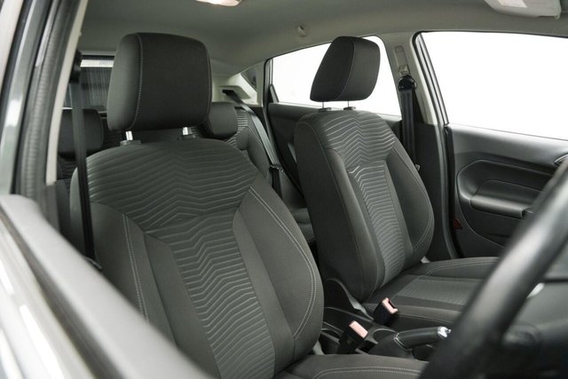 2015 FORD FIESTA 1.0T EcoBoost Zetec Powershift Euro 6 5dr - Photo 12