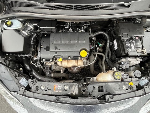 2018 VAUXHALL CORSA 1.4i ecoTEC SRi VX Line Nav Black Hatchback 5dr Petrol Manual Euro 6 (90 ps) - Photo 10