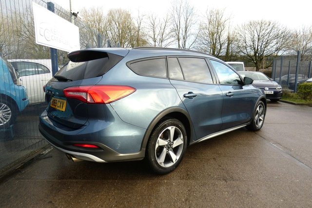 2020 FORD FOCUS - Photo 5