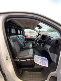 USED 2021 21 VAUXHALL VIVARO 1.5 Turbo D 2900 Sportive Panel Van 5dr Diesel Manual L2 H1 Euro 6 (s/s) (100 ps) 1 Owner - Ex-Fleet Van
