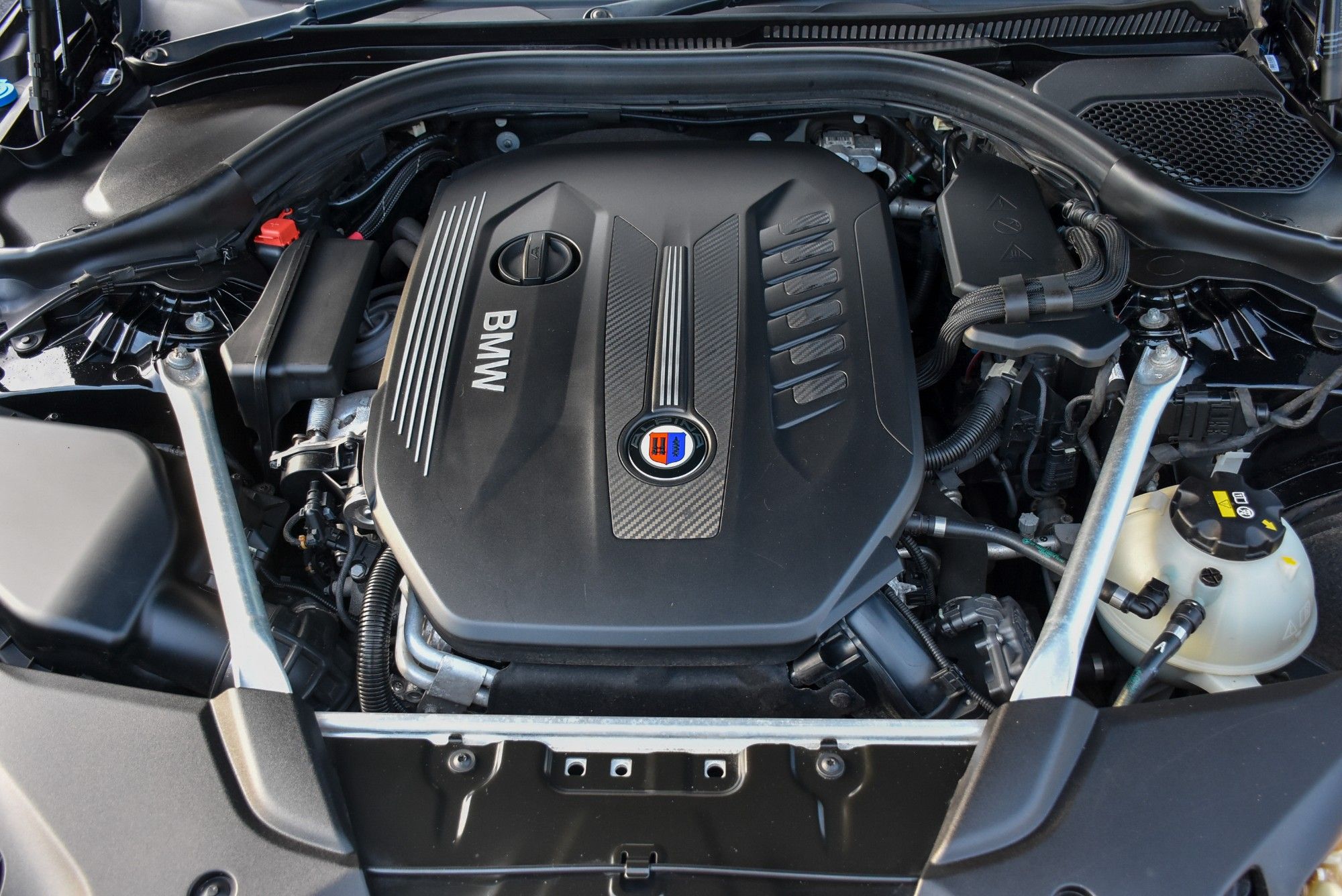 USED 2019 19 BMW ALPINA D5 BI-TURBO 3.0d BiTurbo S Switchtronic AWD Euro 6 (s/s) 4dr 