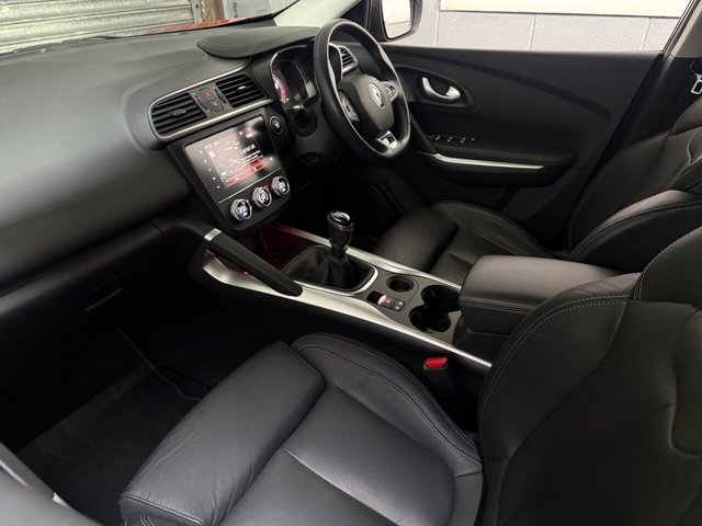 2019 RENAULT KADJAR 1.3 TCe GT Line SUV 5dr Petrol Manual Euro 6 (s/s) (140 ps) - Photo 2