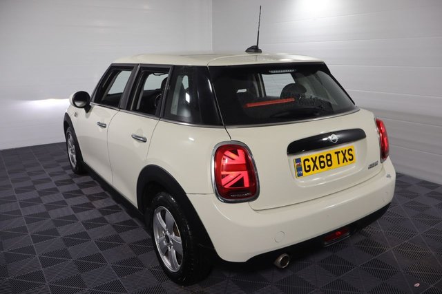 2018 MINI HATCH 1.5 Cooper Hatchback 5dr Petrol Steptronic Euro 6 (s/s) (136 ps) - Photo 6