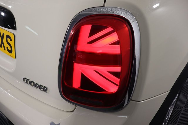 2018 MINI HATCH 1.5 Cooper Hatchback 5dr Petrol Steptronic Euro 6 (s/s) (136 ps) - Photo 8