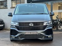 USED 2023 73 VOLKSWAGEN TRANSPORTER T6.1 SPORTLINE 2.0 BITDI 204PS 7 SPEED DSG EU6 T32 LWB 6 SEAT KOMBI CREW VAN 6 SEAT KOMBI SPORTLINE * BILSTEIN B14 KOMFORT SUSPENSION * REVO RF020 GLOSS BLACK ALLOYS