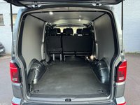 USED 2023 73 VOLKSWAGEN TRANSPORTER T6.1 SPORTLINE 2.0 BITDI 204PS 7 SPEED DSG EU6 T32 LWB 6 SEAT KOMBI CREW VAN 6 SEAT KOMBI SPORTLINE * BILSTEIN B14 KOMFORT SUSPENSION * REVO RF020 GLOSS BLACK ALLOYS