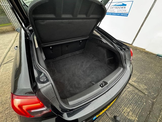 2018 Vauxhall Insignia 1.5L Design Nav 5dr - Photo 5