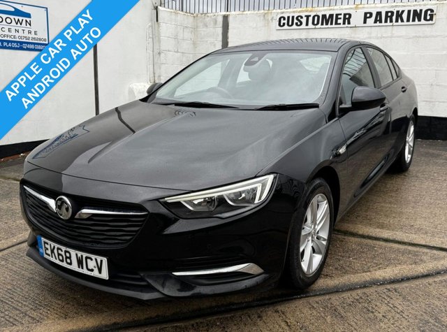 View our Vauxhall Insignia 1.5i Turbo Design Nav Grand Sport 5dr Petrol Manual Euro 6 (s/s) (140 ps)