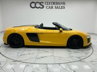 USED 2018 V AUDI R8 5.2 FSI V10 Spyder 2dr Petrol S Tronic quattro Euro 6 (s/s) (540 ps) Finished In Vegas Yellow, This R8 Comes With 20" Alloy Wheels, Reversing Camera, Audi Phone Box, Front And Rear Parking Sensors, Maxton Design Body Kit, Privacy GlassBang And Olufsen Sound System, Audi Virtual Cockpit, 2 Keys, 12 Months Warranty. Finance And Extended Warranty Available.