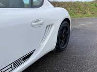 USED 2010 10 PORSCHE CAYMAN 3.4 987 S Coupe 2dr Petrol Manual (223 g/km, 320 bhp) BEAUTIFUL EXAMPLE - PORSCHE MAIN DEALER AND SPECIALIST SERVICE HISTORY - ONLY 25,000 MILES - HIGHLY SPECIFIED