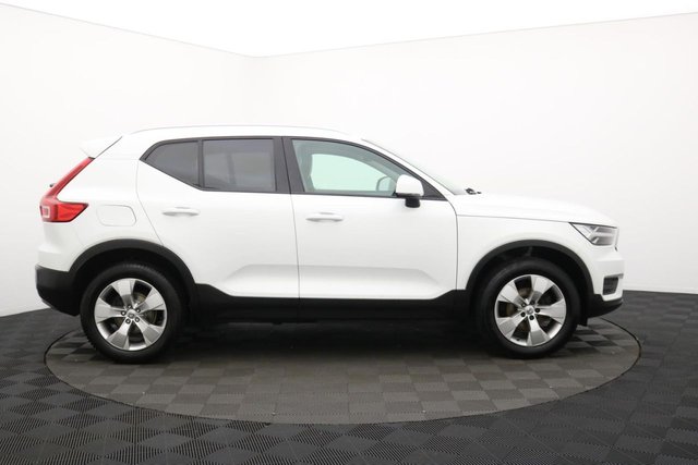 2018 Volvo Xc40 1.5L Momentum 5dr - Photo 2