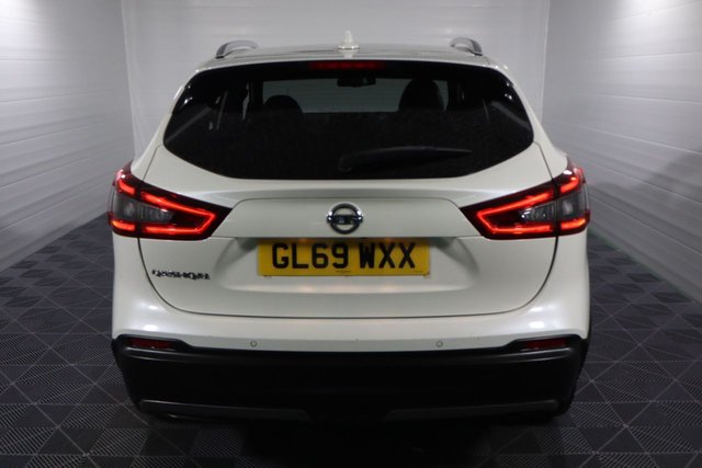 2019 NISSAN QASHQAI 1.3 DIG-T Tekna+ SUV 5dr Petrol Manual Euro 6 (s/s) (140 ps) - Photo 8