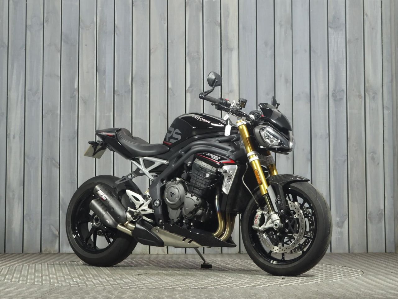 TRIUMPH SPEED TRIPLE 1200
