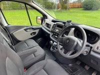 USED 2018 18 RENAULT TRAFIC 1.6 dCi ENERGY 27 Business+ Panel Van 5dr Diesel Manual SWB Standard Roof Euro 6 (s/s) (125 ps) # 1 OWNER # EURO 6 # A/C #