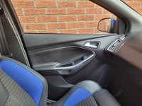 USED 2015 15 FORD FOCUS 2.0 TDCi ST-2 Hatchback 5dr Diesel Manual Euro 6 (s/s) (185 ps) 