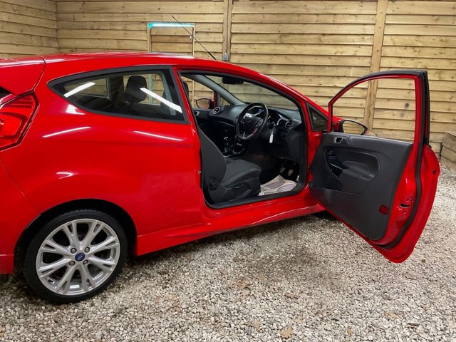 2016 FORD FIESTA (2016) - Photo 9