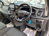 USED 2022 72 FORD TRANSIT CUSTOM Ford Transit Custom 2.0 320 EcoBlue Limited Crew Van, 57,000 miles, Euro 6, 6 Seater, 16' Alloys, A/C, F&R sensors. Final price plus VAT @ 20%! This 2022 Ford Transit Custom Limited is a standout example, having had only one owner since new. Powered by a 2.0L Diesel engine and meeting Euro 6 emission standards, this van offers a practical and efficient driving experience. It comfortably seats six people and comes with a 3 month warranty for your peace of mind. The MOT is valid until December 2026, ensuring its roadworthiness for years to come. Notable features include automatic headlights with a follow me home function, front and rear p