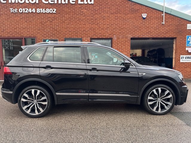 2019 Volkswagen Tiguan 2L R-Line Tech 5dr - Photo 3