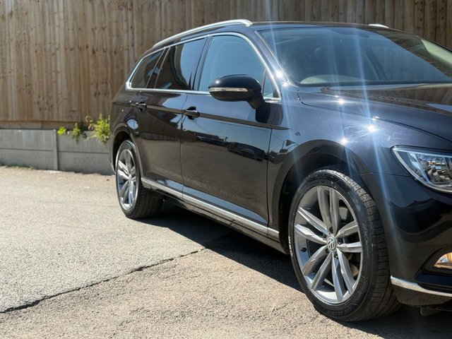 View our VOLKSWAGEN PASSAT