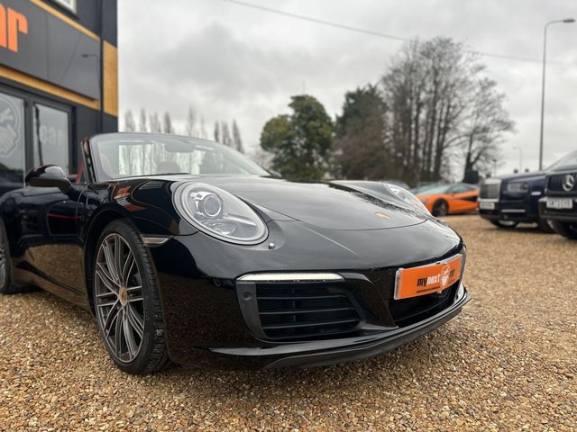 2024 Porsche 911 - Photo 2