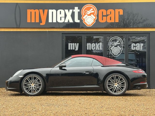 2024 Porsche 911 - Photo 8