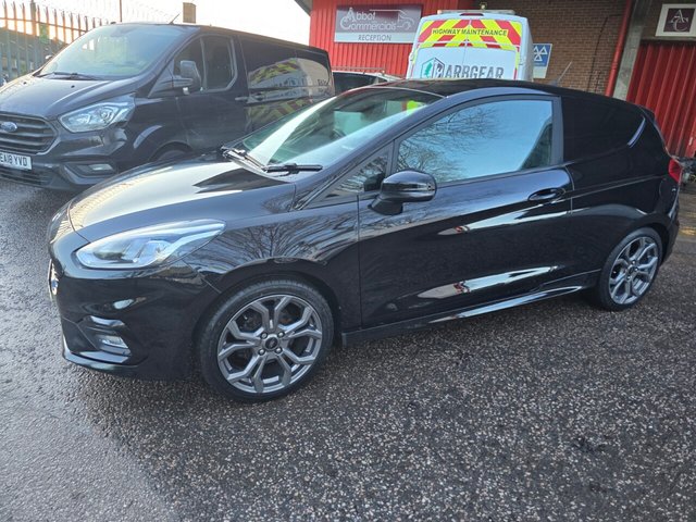 2020 FORD FIESTA VAN - Photo 8