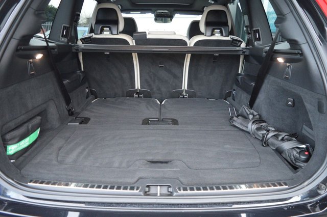 2021 VOLVO XC90 2.0h T8 Recharge 18.8kWh R-Design SUV 5dr Petrol Plug-in Hybrid Auto 4WD Euro 6 (s/s) (455 ps) 7 Seats - Photo 8