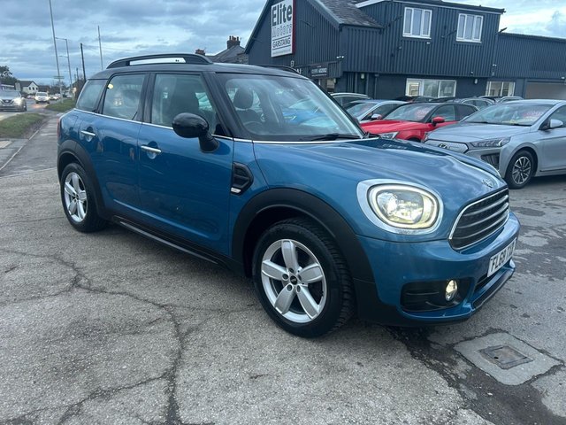 View our MINI COUNTRYMAN