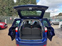 USED 2016 66 FORD GRAND C-MAX 1.5 TDCi Zetec MPV 5dr Diesel Powershift Euro 6 (s/s) (120 ps) Ideal Family Car * 7 Seater * Ecomomical Diesel Auto * ULEZ