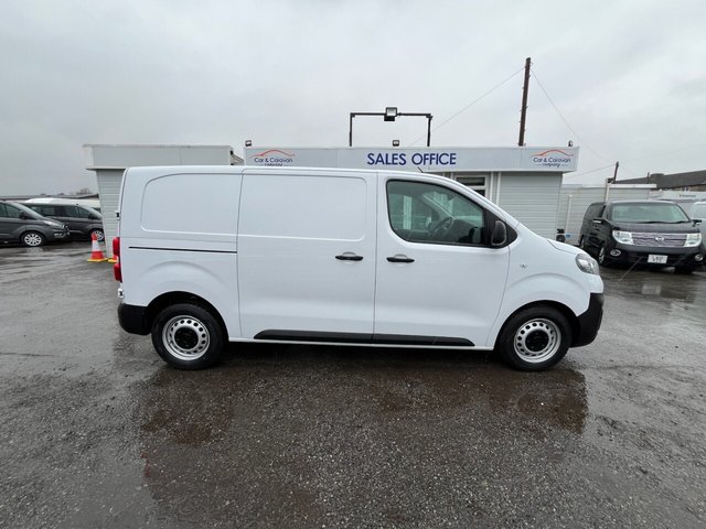 2023 Vauxhall Vivaro 1.5L Dynamic 6dr - Photo 8