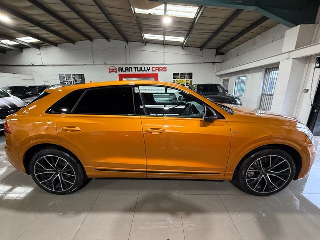 2022 AUDI Q8 - Photo 8