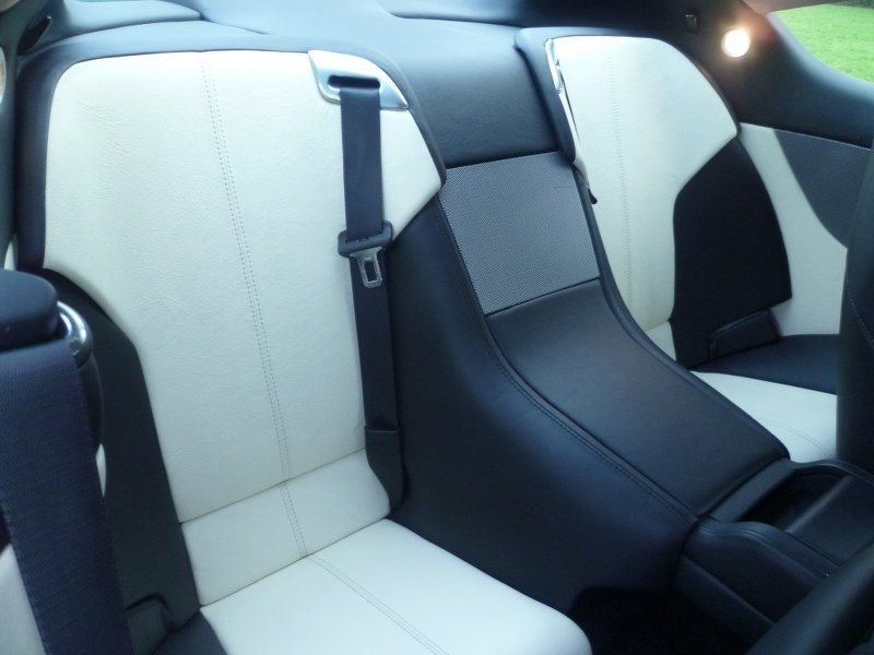 USED 2010 10 ASTON MARTIN DB9 6.0 V12 Coupe 2dr Petrol T-TronicII Euro 4 (470 bhp) 
