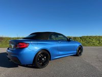 USED 2019 69 BMW 2 SERIES 2.0 220d M Sport Convertible 2dr Diesel Auto Euro 6 (s/s) (190 ps) JUST 32,000 MILES FROM NEW - M SPORT - 220D 190BHP - NAVIGATION MEDIA - HEATED LEATHER SEATS - MODERN & STYLISH