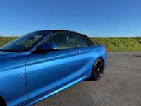 USED 2019 69 BMW 2 SERIES 2.0 220d M Sport Convertible 2dr Diesel Auto Euro 6 (s/s) (190 ps) JUST 32,000 MILES FROM NEW - M SPORT - 220D 190BHP - NAVIGATION MEDIA - HEATED LEATHER SEATS - MODERN & STYLISH