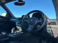 USED 2019 69 BMW 2 SERIES 2.0 220d M Sport Convertible 2dr Diesel Auto Euro 6 (s/s) (190 ps) JUST 32,000 MILES FROM NEW - M SPORT - 220D 190BHP - NAVIGATION MEDIA - HEATED LEATHER SEATS - MODERN & STYLISH