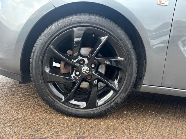 2016 VAUXHALL ADAM 1.4i SLAM Hatchback 3dr Petrol Manual Euro 6 (87 ps) - Photo 9