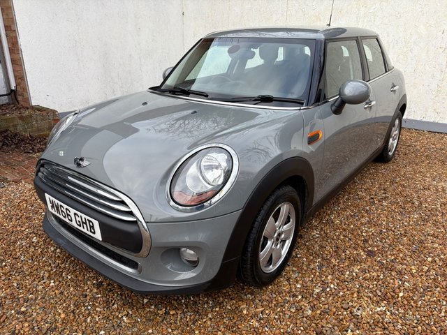 2016 MINI HATCH 1.2 One Hatchback 5dr Petrol Manual Euro 6 (s/s) (102 ps) - Photo 2