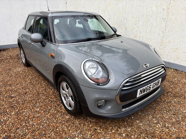 2016 MINI HATCH