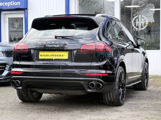 2017 PORSCHE CAYENNE 2017 3.0 V6 E-Hybrid S Platinum Edition SUV 5dr Petrol Plug-in Hybrid TiptronicS Panoramic Roof Camera Nav Steps 4WD Euro 6 (s/s) (416 ps) - Photo 2