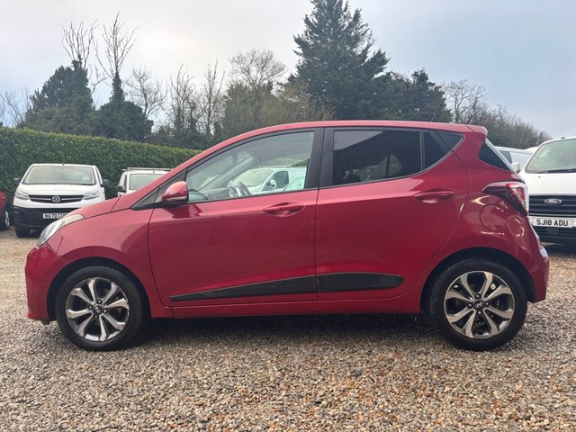 2017 HYUNDAI I10 1.2 Premium SE Hatchback 5dr Petrol Auto Euro 6 (87 ps) - Photo 7